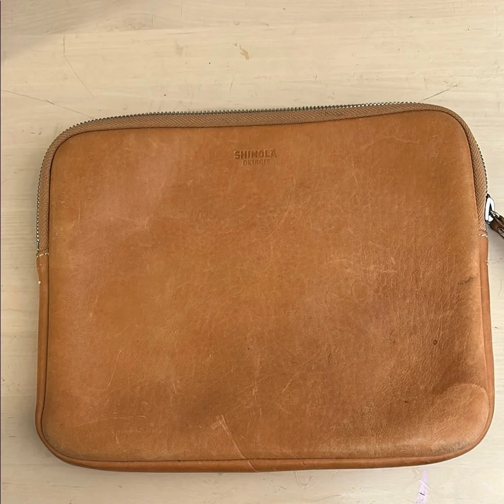 Shinola Leather Laptop Bag Minimalist Design, Brown Leather Zip Pouch